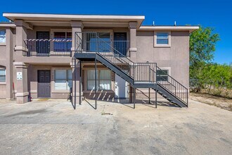 Building Photo - 201 Masterson Rd