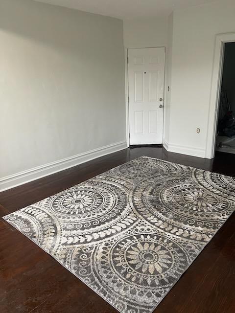 Front door into living room - 1529 20th St