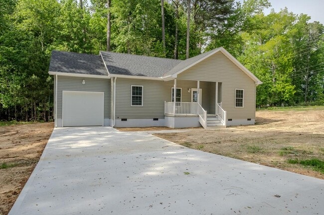 Building Photo - 37425 Mutiny Dr