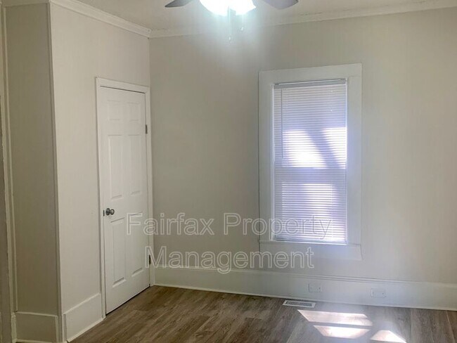 Foto del edificio - 310 Price Ave