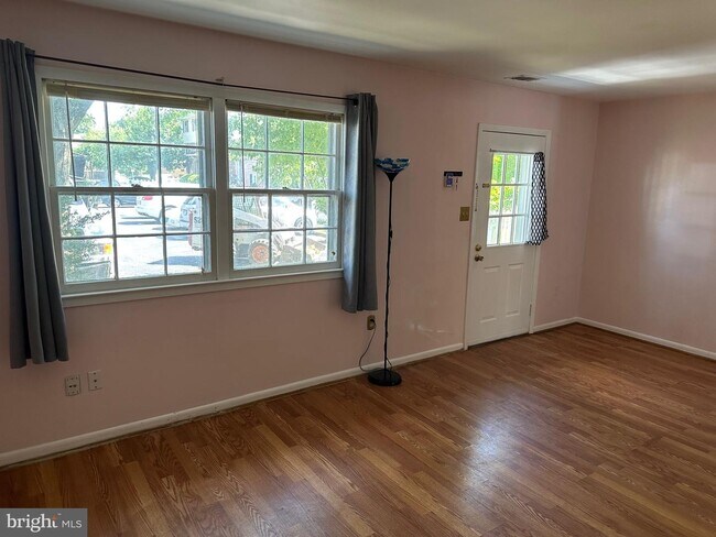 Foto del edificio - 1628 Fort Fisher Ct