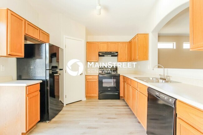 Foto del edificio - 3 Bedroom Pet-Friendly Home in El Mirage, AZ with Main Street Renewal