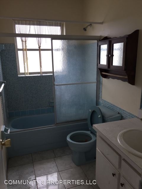 Building Photo - 3 br, 2 bath House - 7480 SW 10 CT #201A