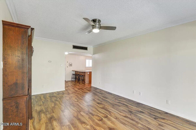 Building Photo - 6125 E Indian School Rd