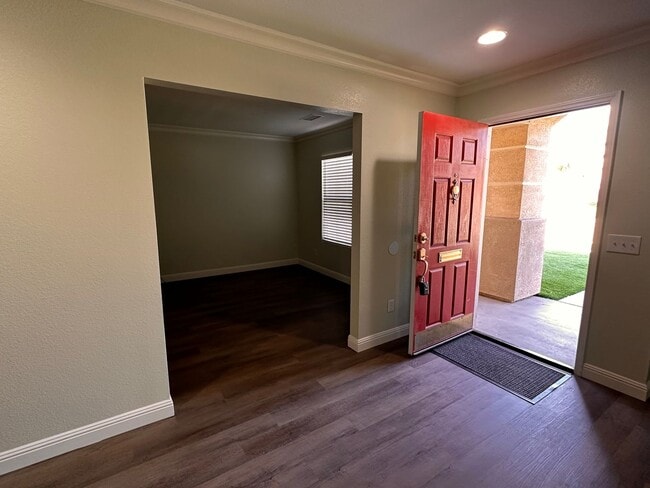 Foto del edificio - Beautiful 3-Bedroom, 2-Bathroom Home in Desirable Menifee Neighborhood