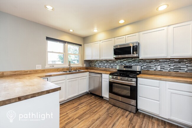 Building Photo - 4990 Twin Gulch Court, Colorado Springs, C...