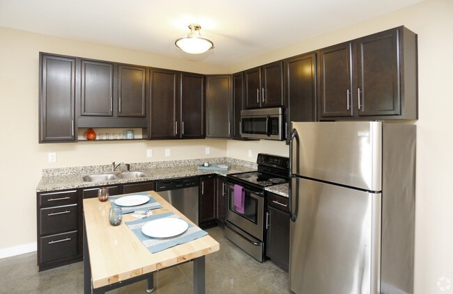 Building Photo - Stadium Lofts & Flats