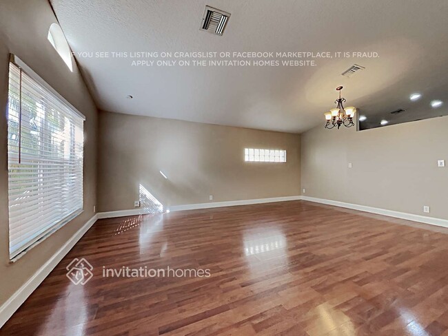 Foto del edificio - 11215 NW 53rd Ct