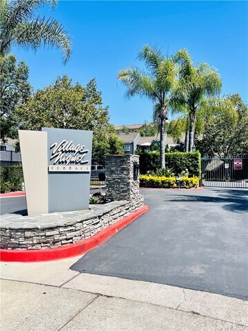 Primary Photo - 24266 Avenida De Las Flores