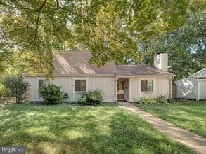 Building Photo - 11301 Gatesborough Ln