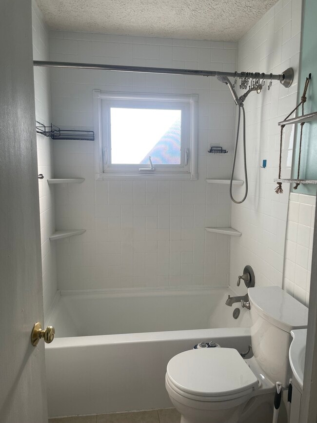 Bathroom - 2887 Archwood Pl