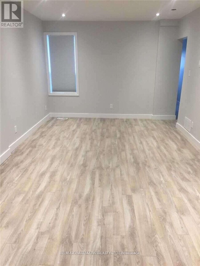 Building Photo - 263 Springdale Blvd