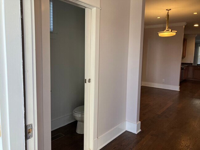 Foto del edificio - 1817 6th Ave N