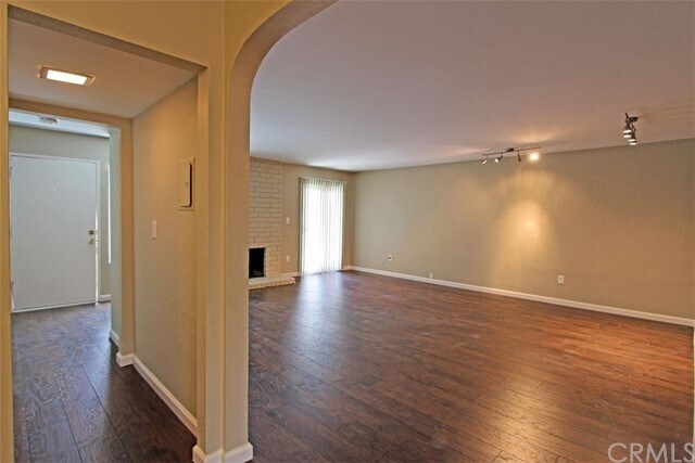Foto del edificio - 215 18th St