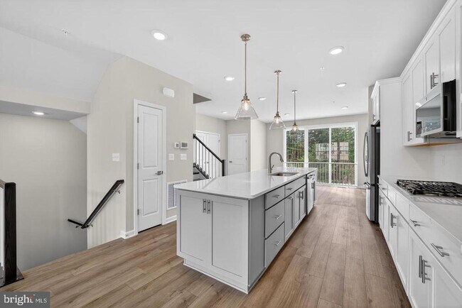 Foto del edificio - 2914 Lewis and Clark Ave