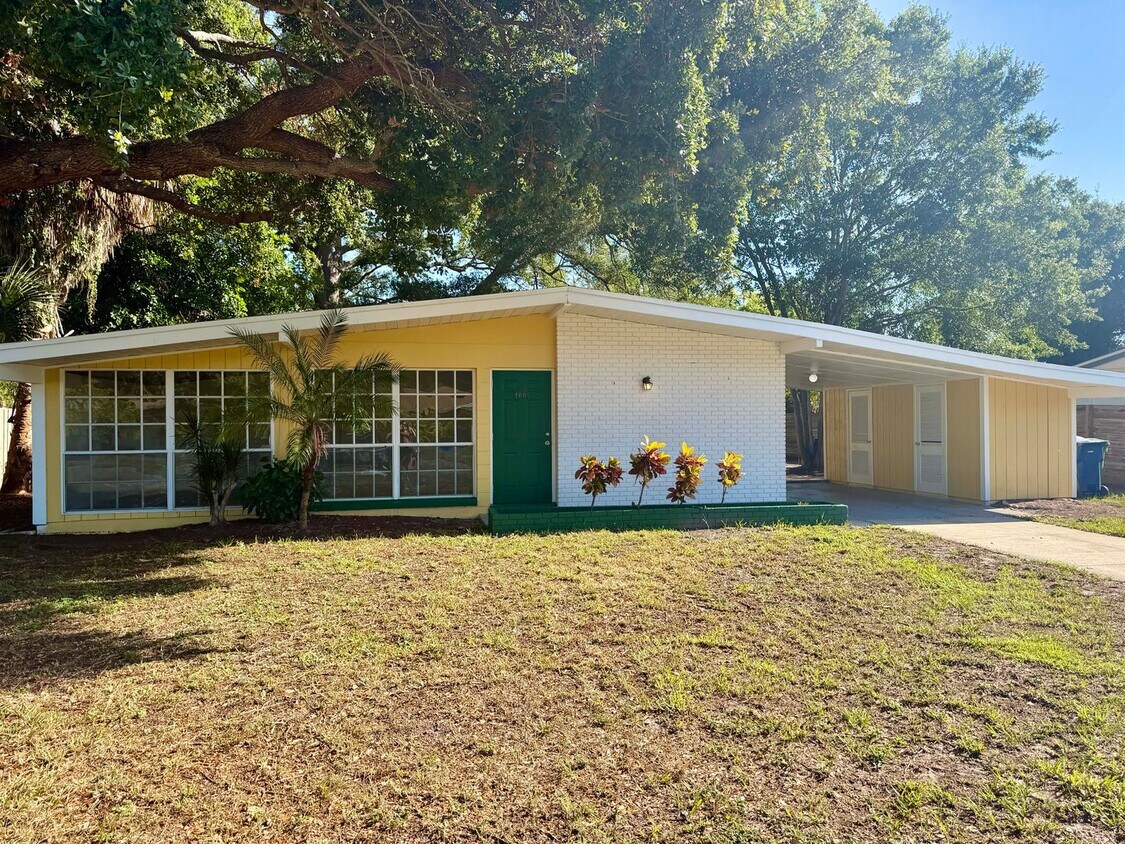 3/2 Home located in PRIME South Tampa! Available NOW! - 3/2 Home located in PRIME South Tampa! Available NOW!