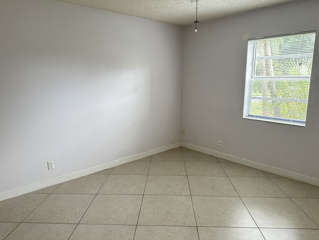 Dormitorio principal - 22313 SW 57th Cir