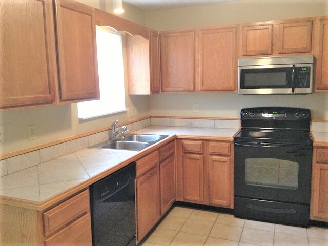 Foto del edificio - 6008 Tybalt Dr