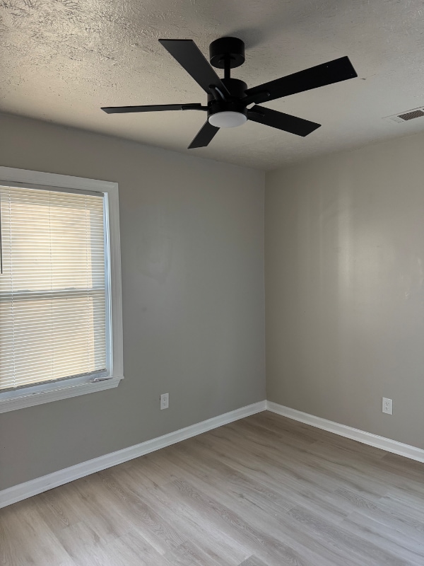 Photo - 1846 North Ave NW House