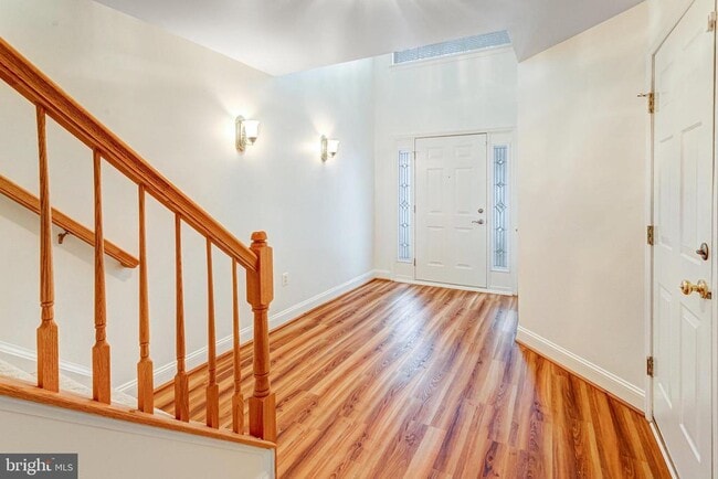 Building Photo - 14217 Hunters Run Way
