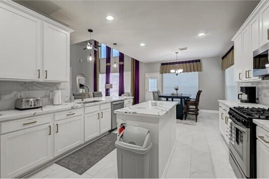 Foto del edificio - 4807 Schiller Park Ln