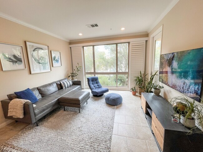 Building Photo - 3887 Pell Pl