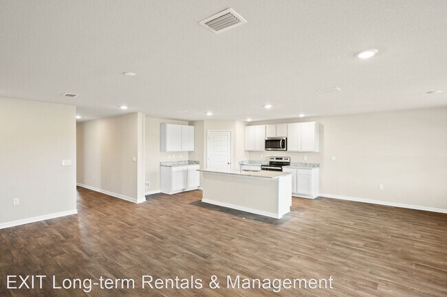 Foto del edificio - 4 br, 2 bath House - 7080 Fuller Street