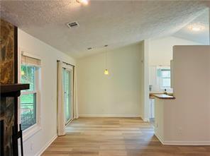 Building Photo - 225 Magnolia Tree Ct