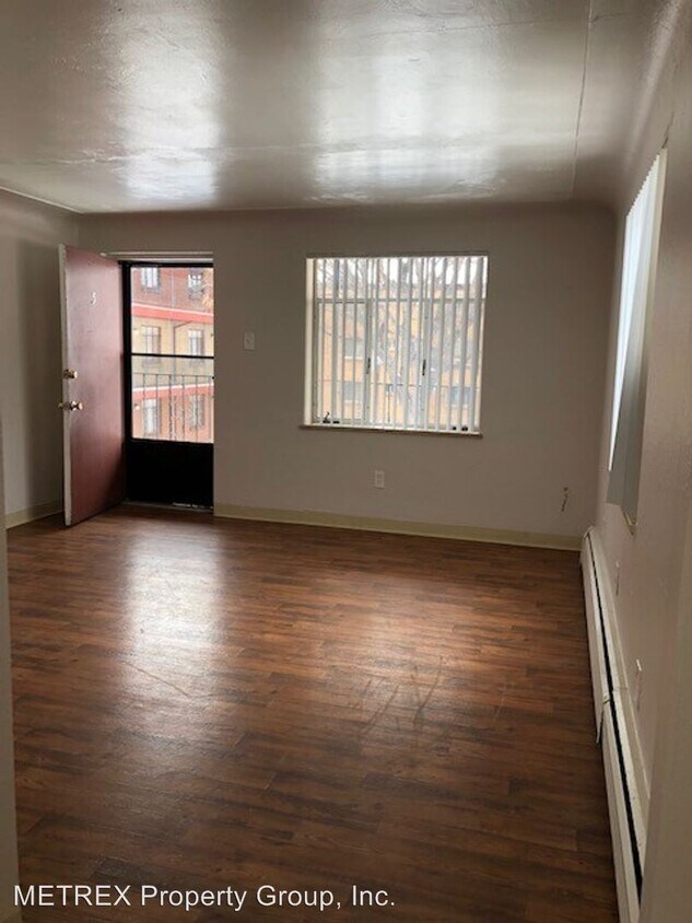 Foto principal - 3651 S Cherokee St