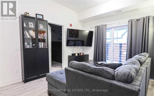 Photo du bâtiment - 110 Fergus Ave