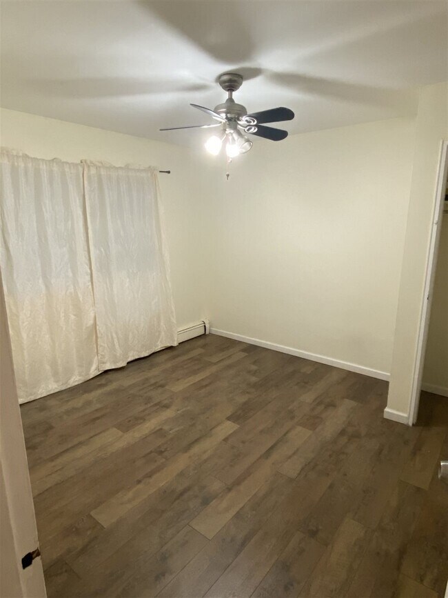 Foto del edificio - 1717 53rd St