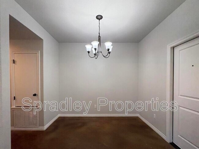 Building Photo - 206A Sparrow Cove