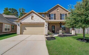 Building Photo - 7631 Willow School Dr
