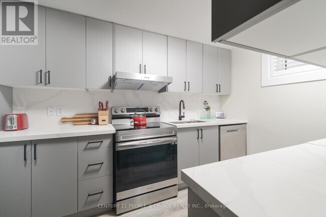 Building Photo - 37 Bentworth Ave