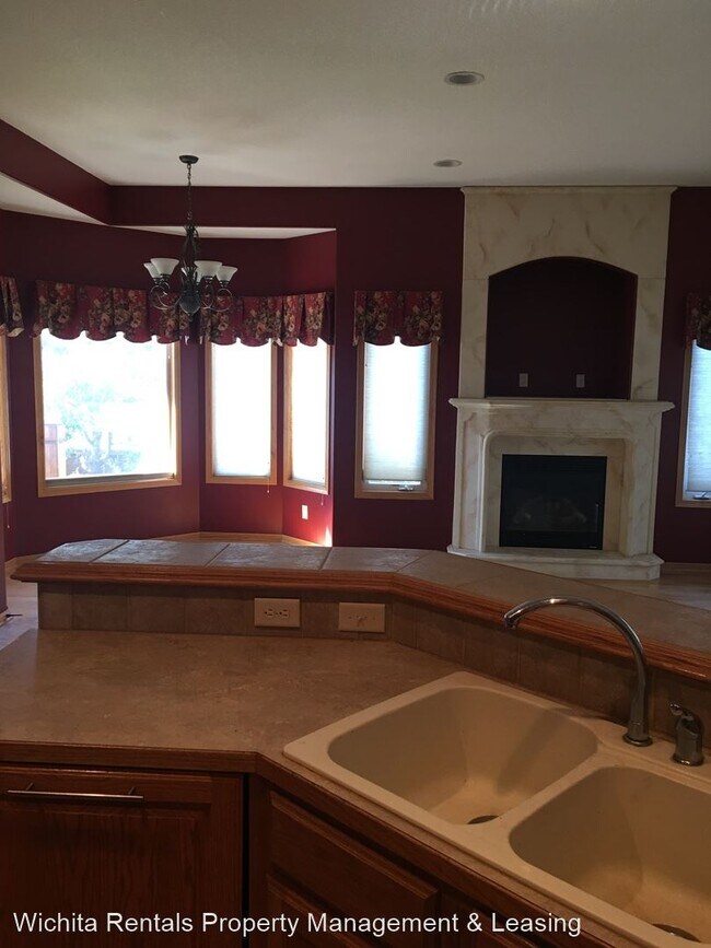 Building Photo - 5 br, 3 bath House - 4767 N Wyndham Rd