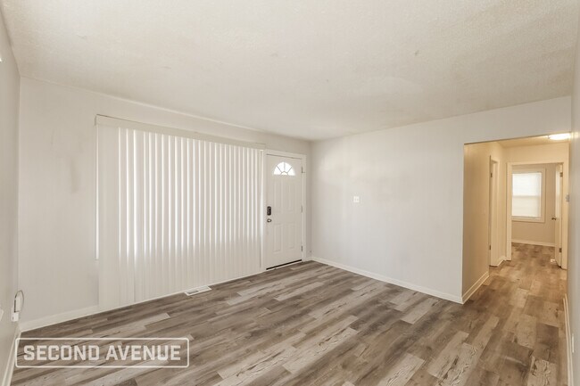 Building Photo - 5622 Indiana Ave