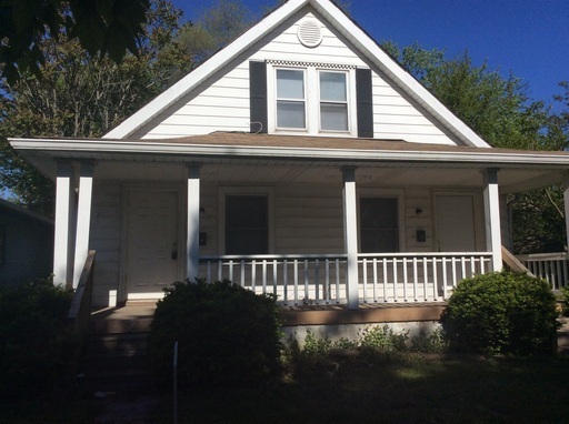 Foto principal - 910 N Ewing St