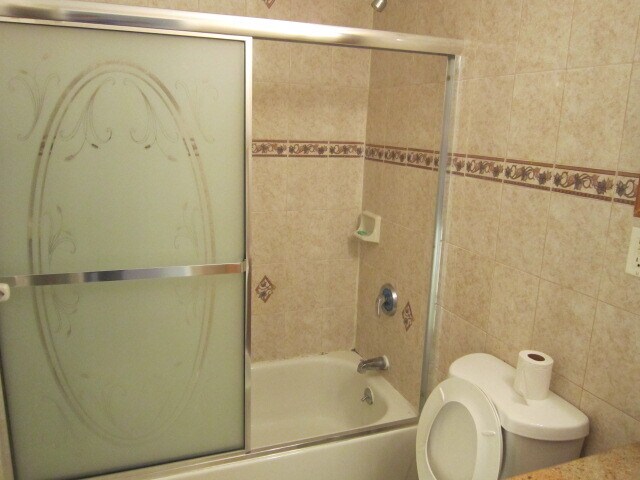 Foto del edificio - 9422 84th St