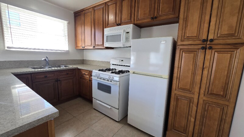Primary Photo - 4706 Vantage Ave
