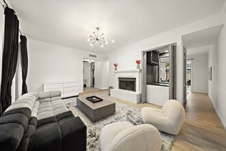 Building Photo - 2524 Nantucket Dr