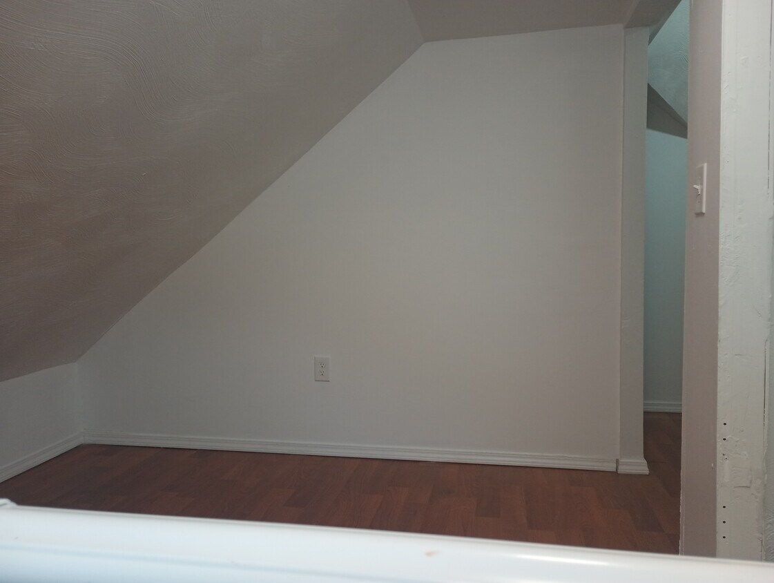 Foto principal - 56 Genet St