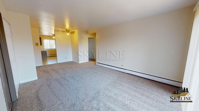 Building Photo - 750 Court of Birch Unit 3