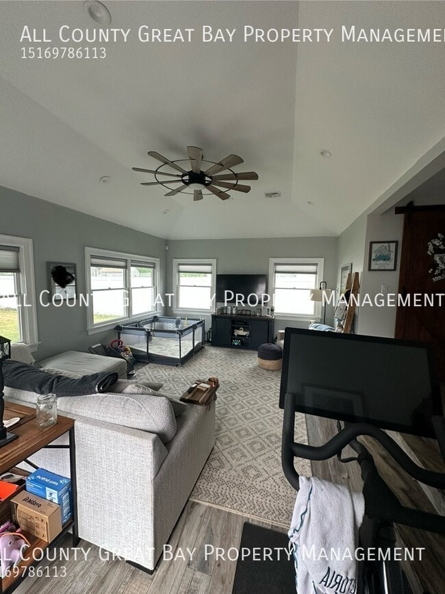 Photo - 275 Ocean Ave House