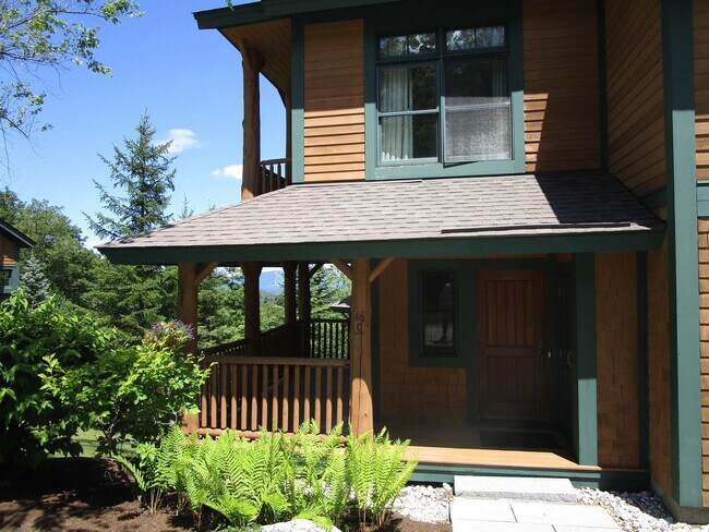 Foto del edificio - 16 Winterberry Hts