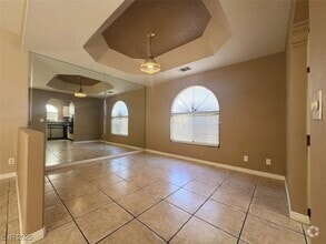 Building Photo - 1403 Santa Margarita St