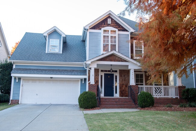 Building Photo - 16015 Kelly Park Cir