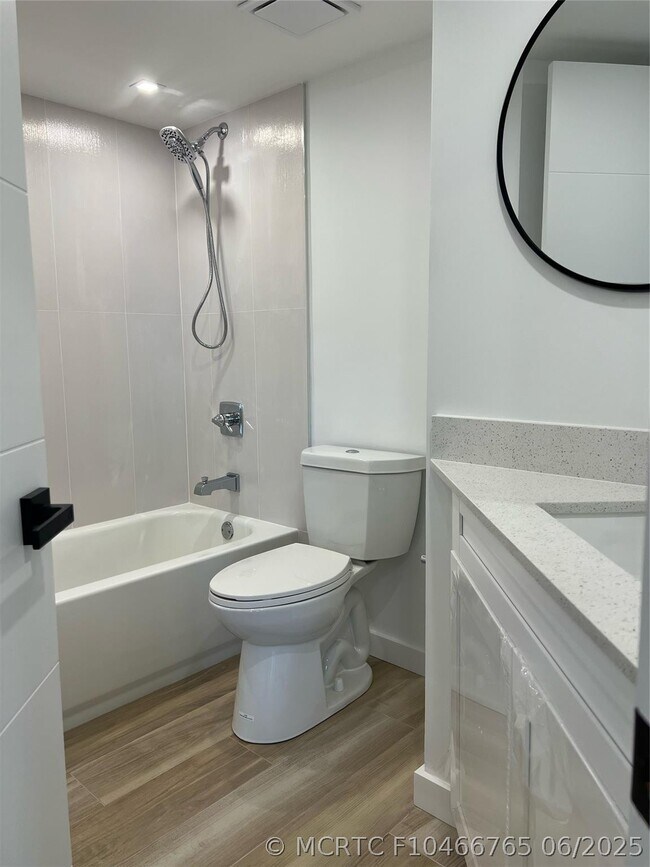 Foto del edificio - 2550 SW 18th Terrace