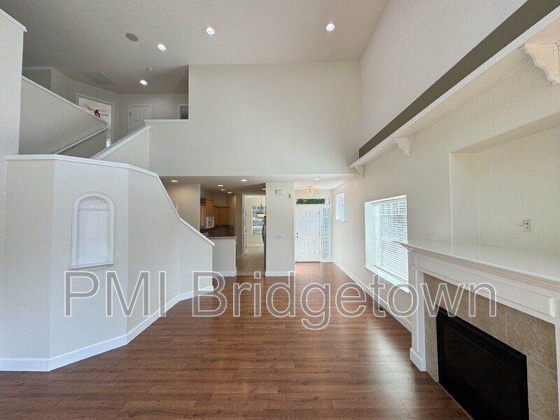 Primary Photo - 13588 SW Mapleview Ln