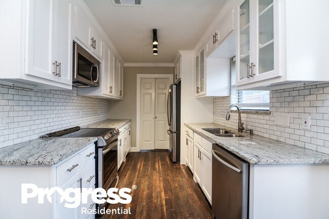 Building Photo - 604 Arbor Creek Dr
