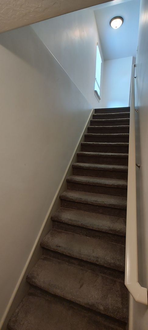Foto del edificio - Beautiful Salt Lake Townhome!!!